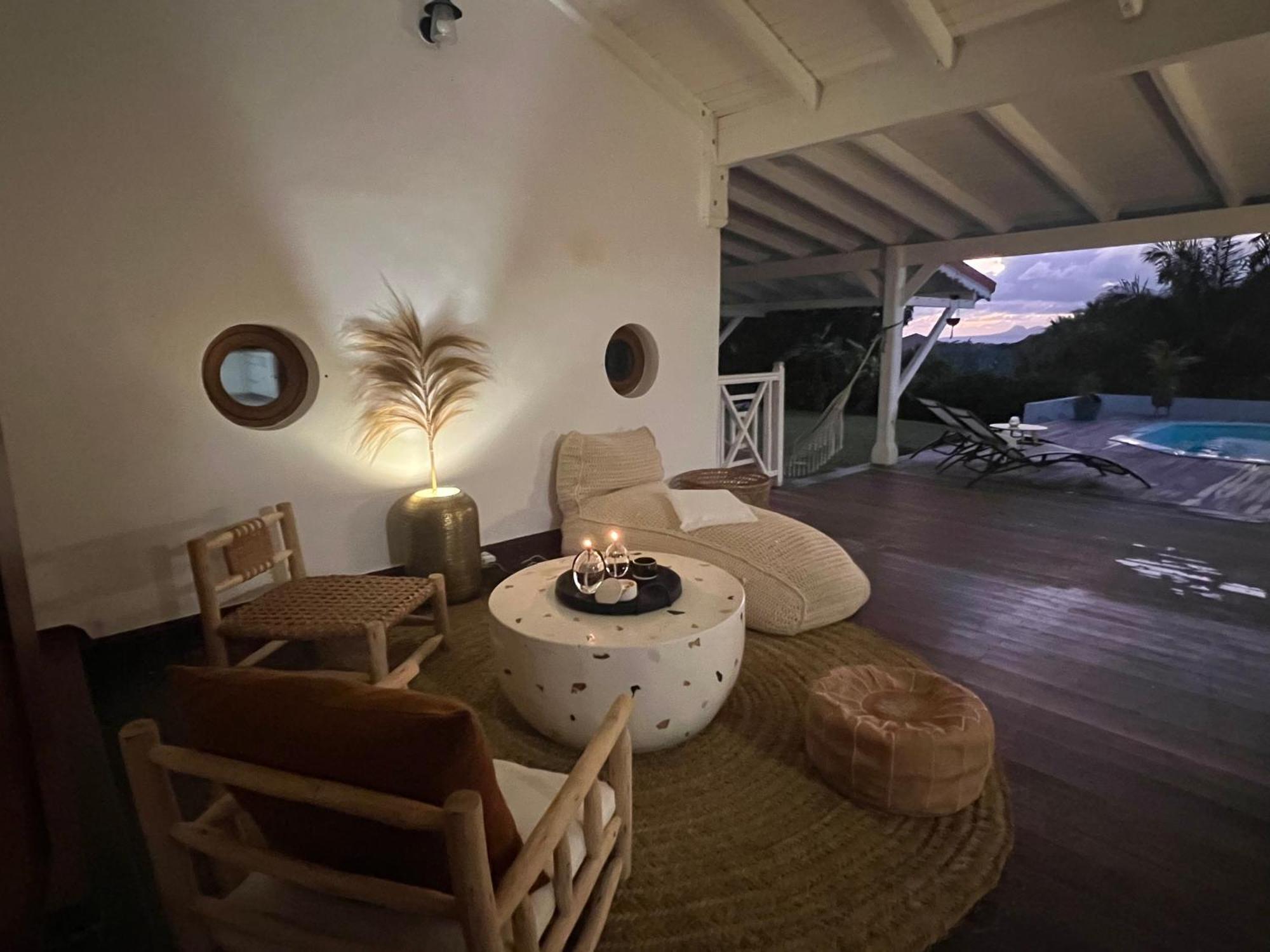 Spacieuse Villa Corossol Avec Piscine Et Jeux Exterieurs ル・ゴジエ エクステリア 写真