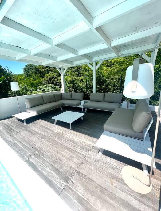 Spacieuse Villa Corossol Avec Piscine Et Jeux Exterieurs ル・ゴジエ エクステリア 写真