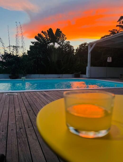 Spacieuse Villa Corossol Avec Piscine Et Jeux Exterieurs ル・ゴジエ エクステリア 写真